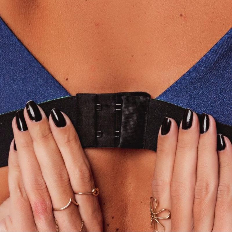 TOP-GLOSSY-BLUE-JEANS-4-1