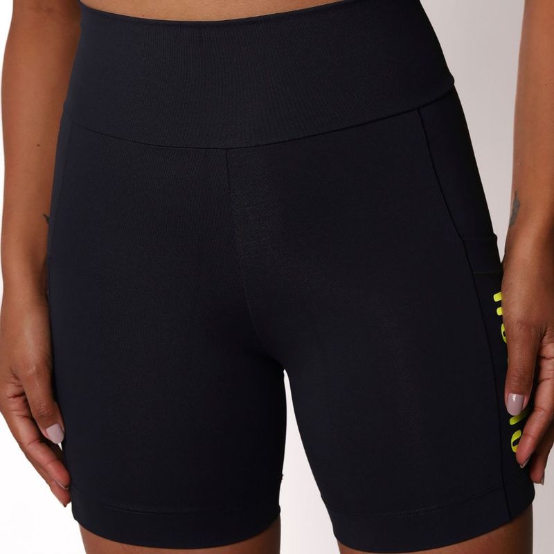 PRETO-BERMUDA-MOOVE--3-.jpg